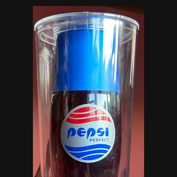 Pepsi Perfect | Back to the Future Limited Bottle Release | Authentic - Picture 5 of 5